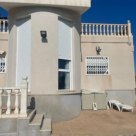 Del Mar Villa