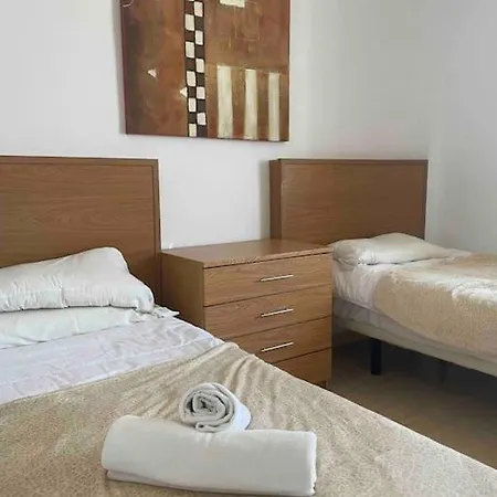 Del Mar Villa *